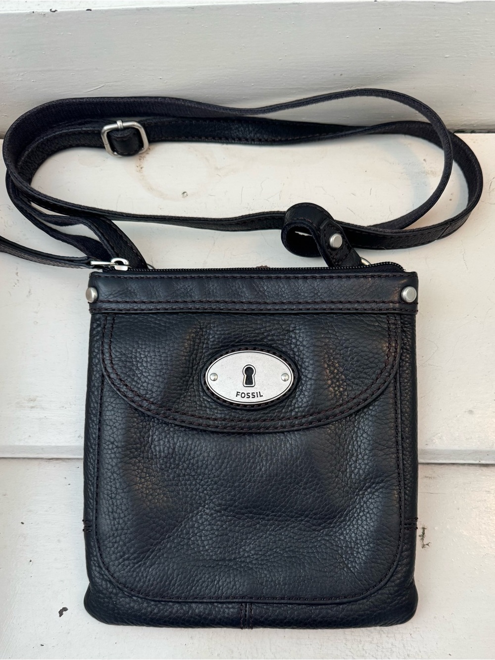Fossil Black Leather Keyhole Plaque Crossbody Bag